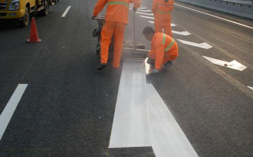 和政丙烯酸标线涂料